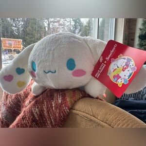 Hello Kitty Sweethearts Cinnamonroll Plush